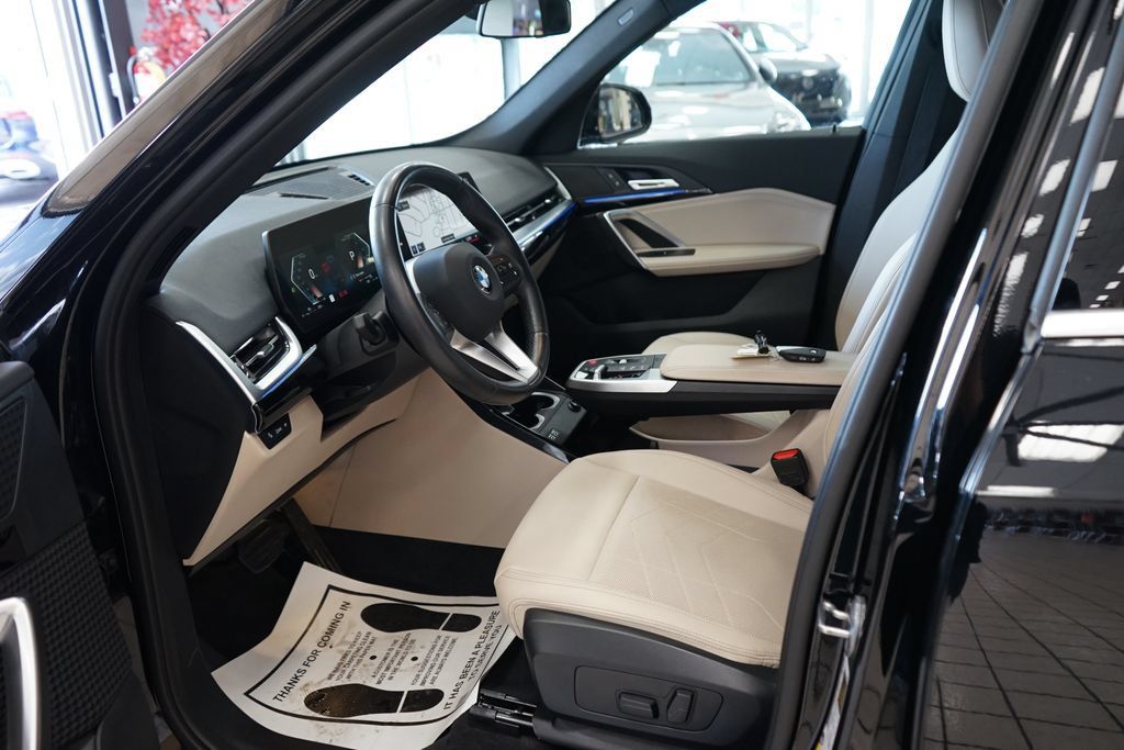 Used 2023 BMW X1 xDrive28i AWD/4WD image 24