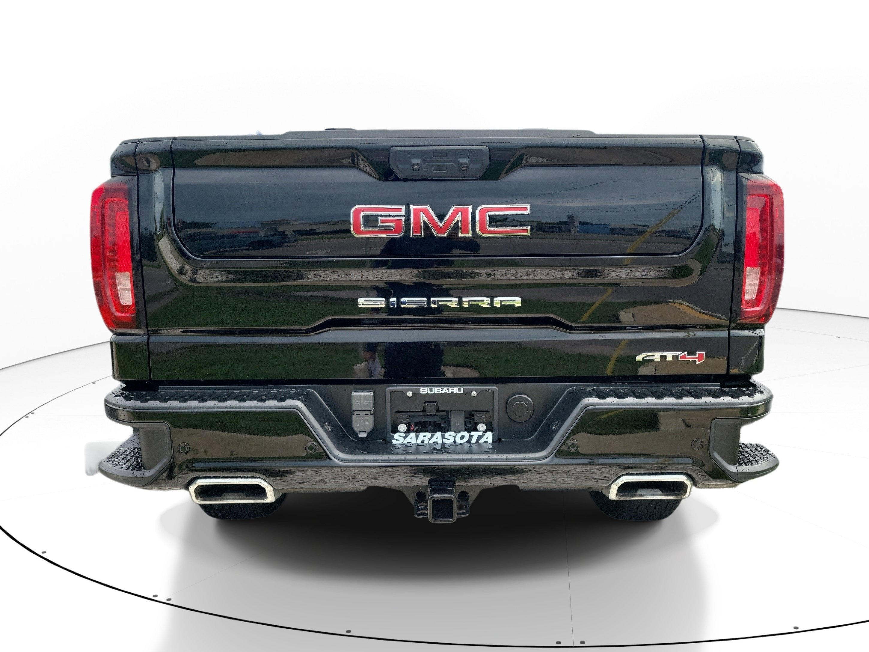 Used 2024 GMC Sierra 1500 AT4 w/ Technology Package AWD/4WD image 8