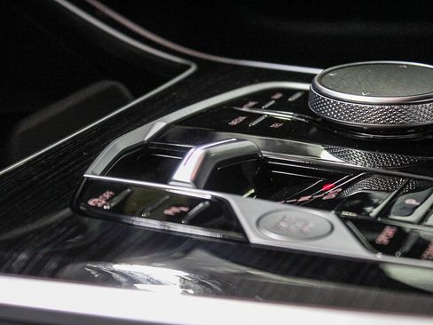 New 2026 BMW X5 sDrive40i w/ M Sport Package image 22