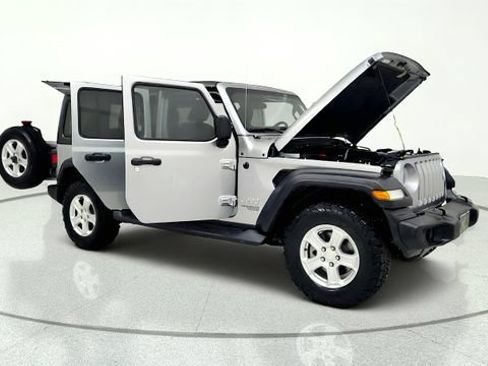 Used 2019 Jeep Wrangler Unlimited Sport S AWD/4WD image 11