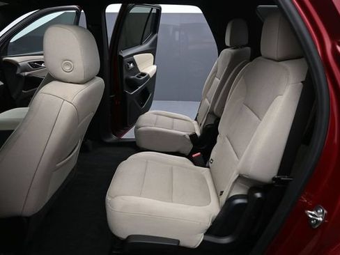 Used 2022 Chevrolet Traverse LT AWD/4WD image 15