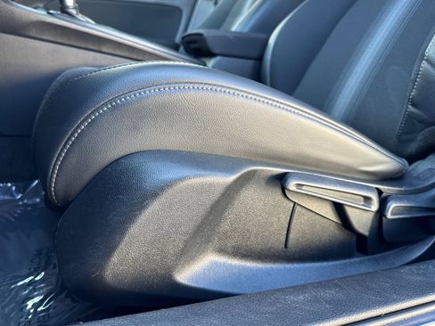 Used 2024 Honda Civic Sport image 14