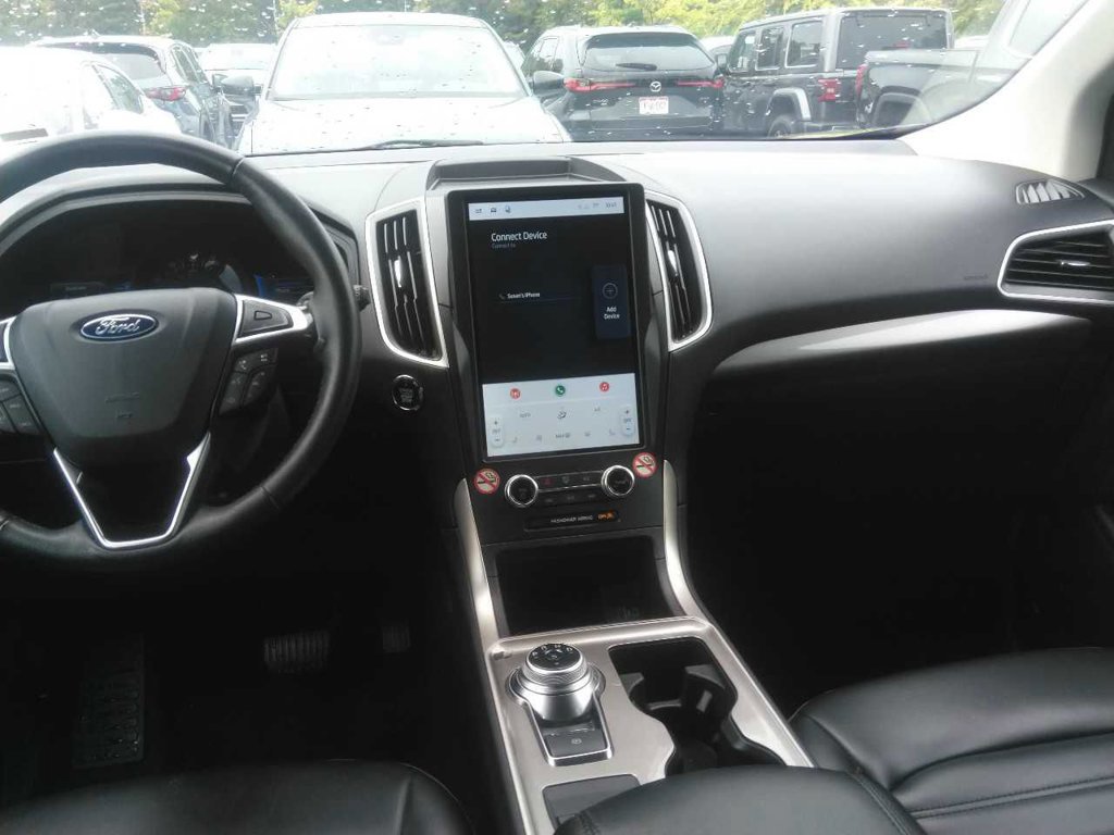 Used 2024 Ford Edge SEL AWD/4WD image 2