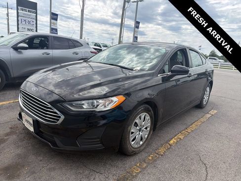 Used 2019 Ford Fusion S FWD image 1