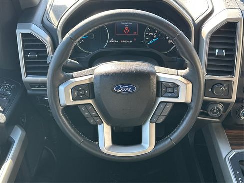 Used 2017 Ford F150 Lariat image 24