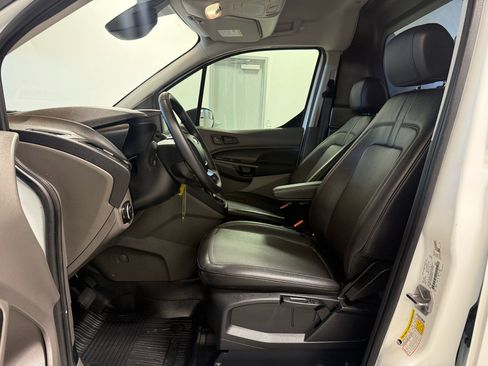Used 2022 Ford Transit Connect XL image 10