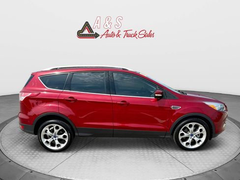Used 2016 Ford Escape Titanium w/ Equipment Group 301A image 6
