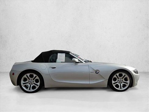 Used 2004 BMW Z4 3.0i RWD image 4