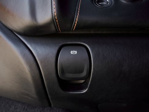 Used 2023 McLaren GT image 46