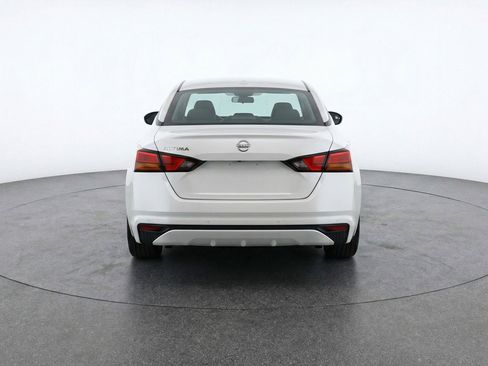 Used 2025 Nissan Altima 2.5 SV image 7