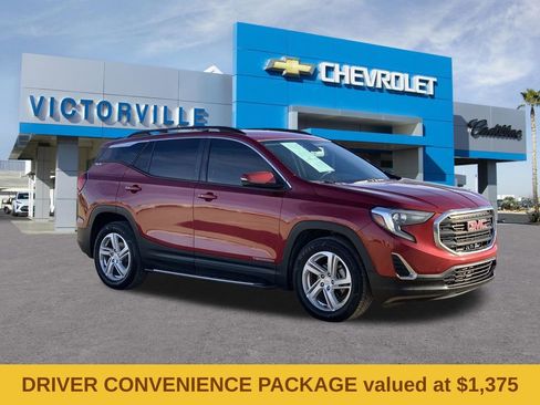 Certified 2018 GMC Terrain SLE w/ Driver Convenience Package image 3