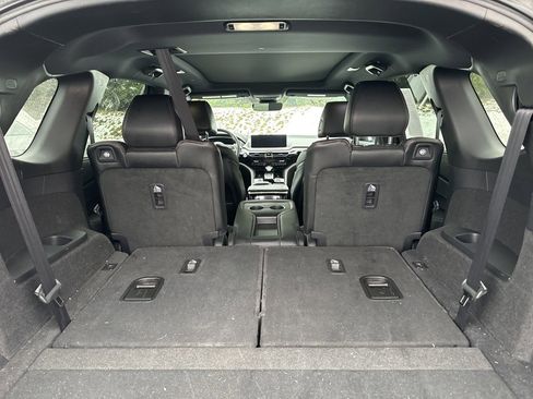 Used 2024 Acura MDX A-Spec image 10