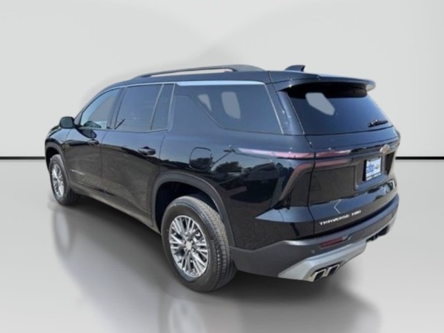 Used 2025 Chevrolet Traverse LT AWD/4WD image 3