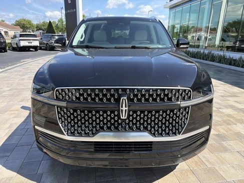 New 2026 Lincoln Navigator L Reserve AWD/4WD image 6