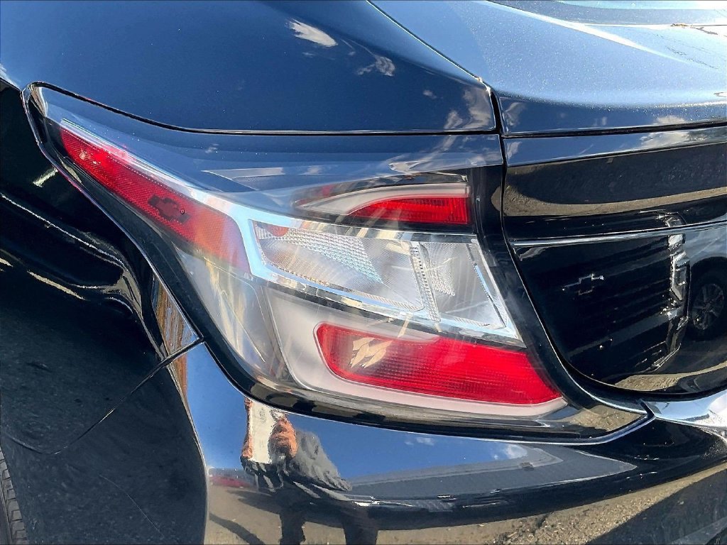 Used 2018 Chevrolet Volt LT FWD image 33