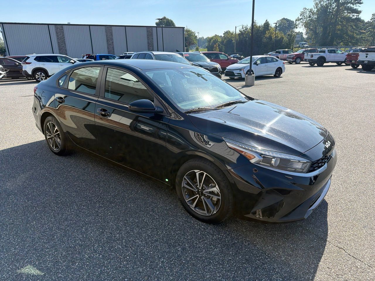 Used 2024 Kia Forte LXS FWD image 12