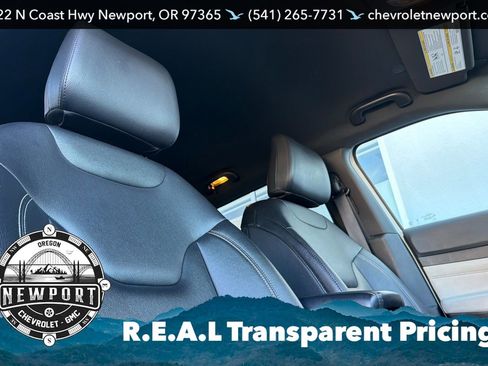 Used 2025 Jeep Compass Limited AWD/4WD image 17