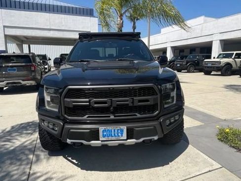 Used 2019 Ford F150 Raptor w/ Equipment Group 802A Luxury AWD/4WD image 2
