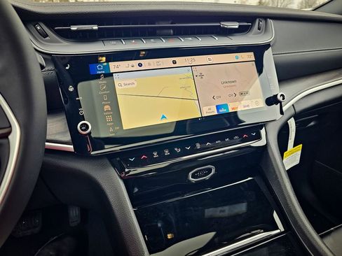 New 2026 Jeep Grand Cherokee Limited image 22