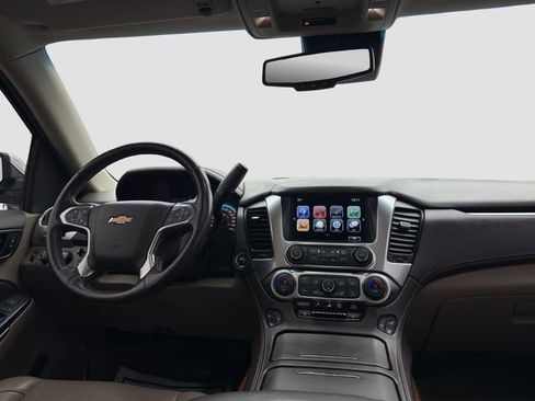 Used 2019 Chevrolet Suburban Premier AWD/4WD image 14
