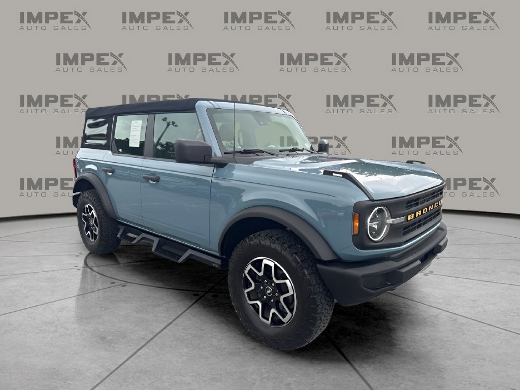 Used 2022 Ford Bronco 4-Door AWD/4WD image 4