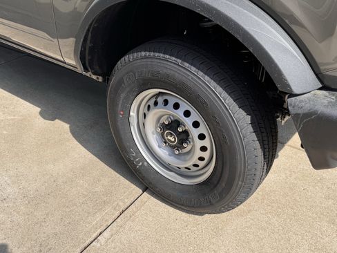 New 2026 Ford Bronco 4-Door image 8