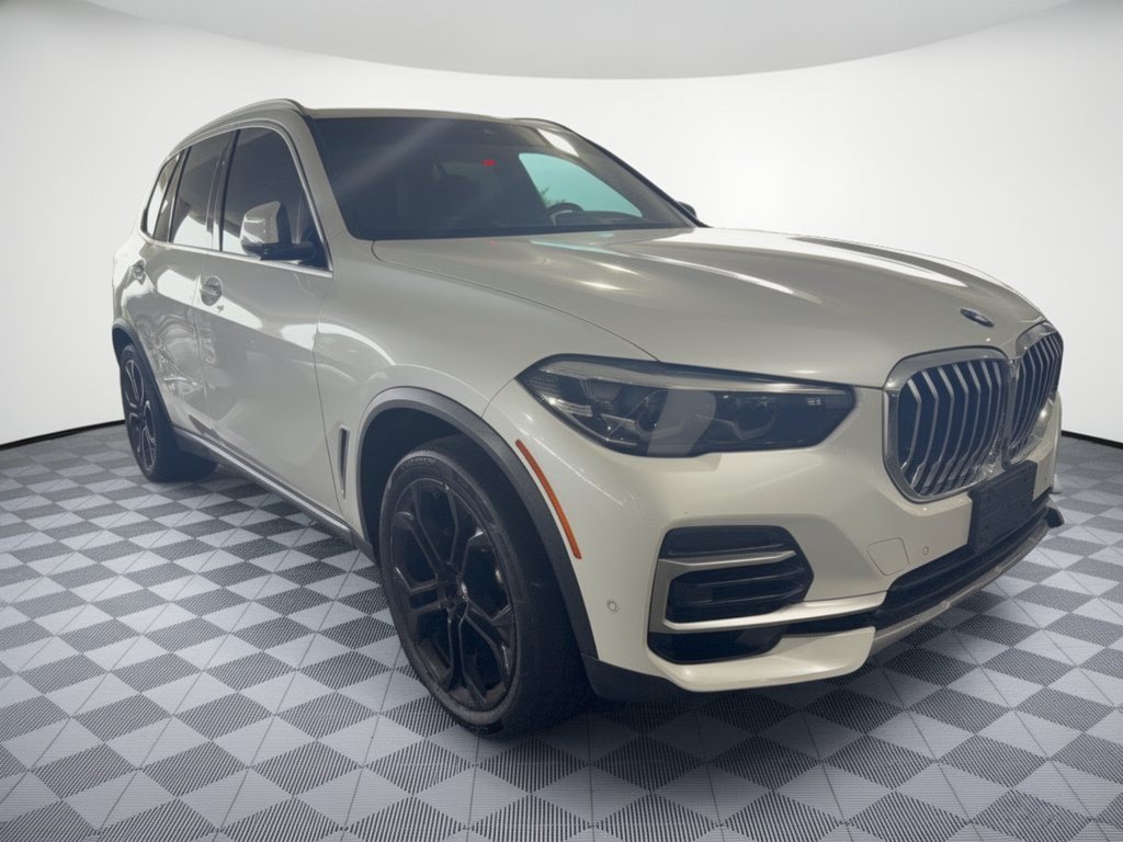 Used 2022 BMW X5 sDrive40i w/ Premium Package RWD image 5