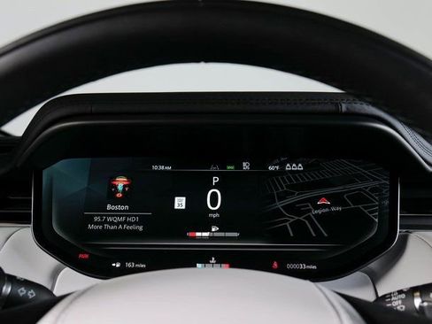 Used 2025 Land Rover Range Rover Sport image 16