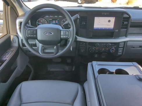 New 2026 Ford F450 XL w/ XL Chrome Package image 14