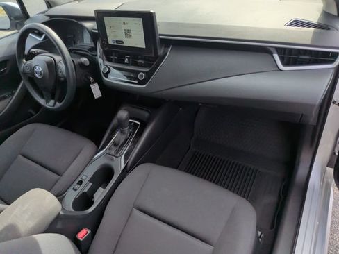Used 2024 Toyota Corolla LE FWD image 18