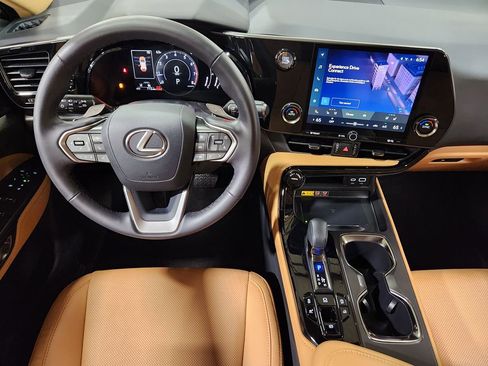 Used 2025 Lexus NX 350 Premium AWD image 46