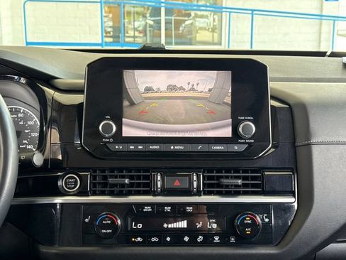 Used 2022 Nissan Pathfinder SV w/ Cargo Package FWD image 19