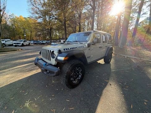 Used 2022 Jeep Wrangler Rubicon w/ Cold Weather Group image 2