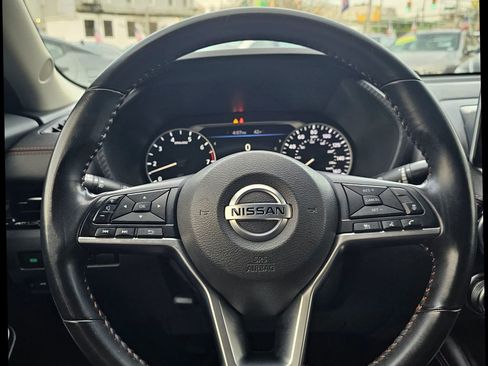 Used 2020 Nissan Sentra SR w/ Lighting Package image 13