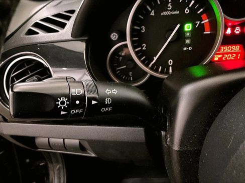 Used 2015 MAZDA MX-5 Miata Grand Touring image 29