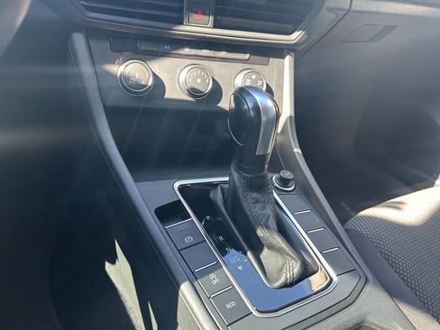 Used 2020 Volkswagen Jetta S FWD image 50