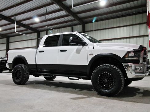 Used 2014 RAM 2500 Power Wagon w/ Luxury Group AWD/4WD image 15