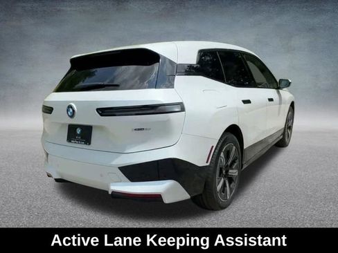 Used 2024 BMW iX xDrive50 w/ Sport Package AWD/4WD image 26