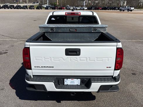 Used 2022 Chevrolet Colorado LT w/ Luxury Package image 5