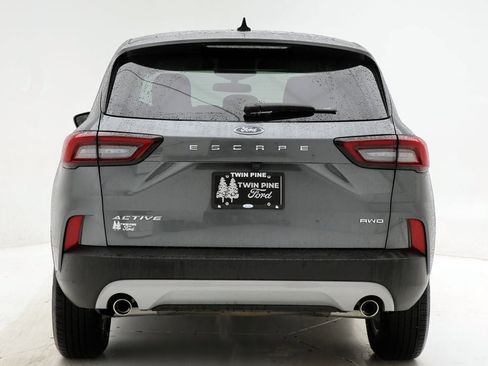 Used 2025 Ford Escape Active image 8