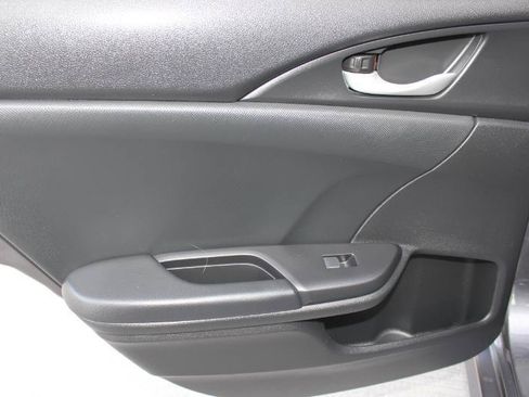 Used 2021 Honda Civic Sport image 12