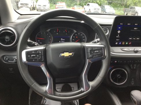 Used 2024 Chevrolet Blazer LT w/ Driver Confidence Package AWD/4WD image 16