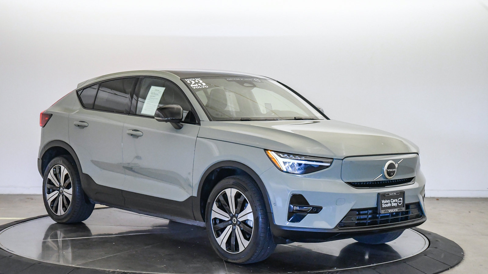 Certified 2023 Volvo C40 P8 Recharge Plus AWD/4WD image 6