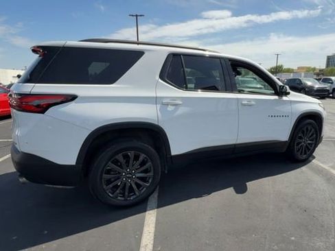 Used 2023 Chevrolet Traverse RS AWD/4WD image 8