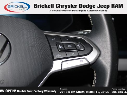Used 2022 Volkswagen Taos SE FWD image 36