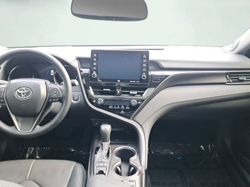 Used 2024 Toyota Camry XSE w/ Navigation Package FWD image 17