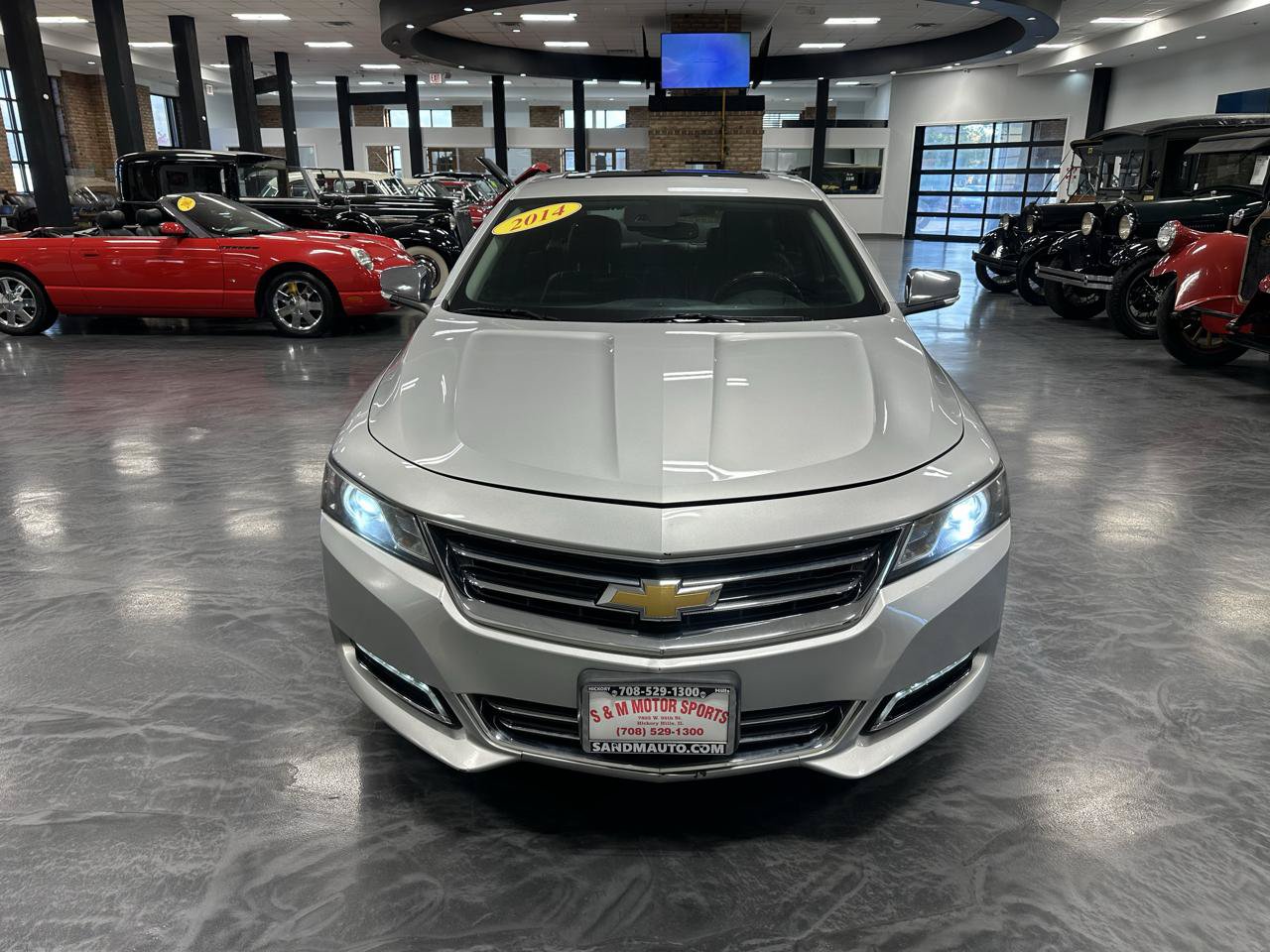 Used 2014 Chevrolet Impala LTZ FWD image 3