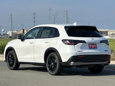 New 2026 Honda HR-V Sport image 6