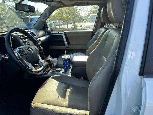 Used 2011 Toyota 4Runner Limited AWD/4WD image 12