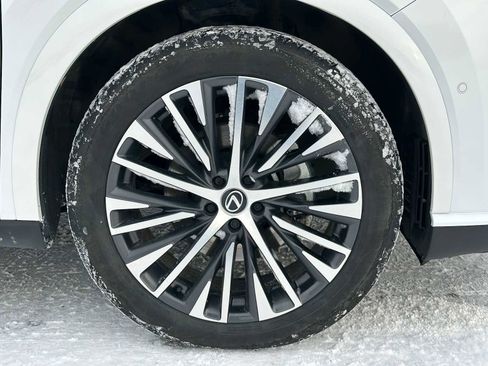 Used 2024 Lexus RX 350h image 9